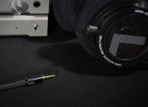 3.5mm MTRS Philips Headphone Cable - X2HR SHP-9500 SHP-9600 and Beyerdynamic Amiron Home Wireless Headphone Cable -Connector